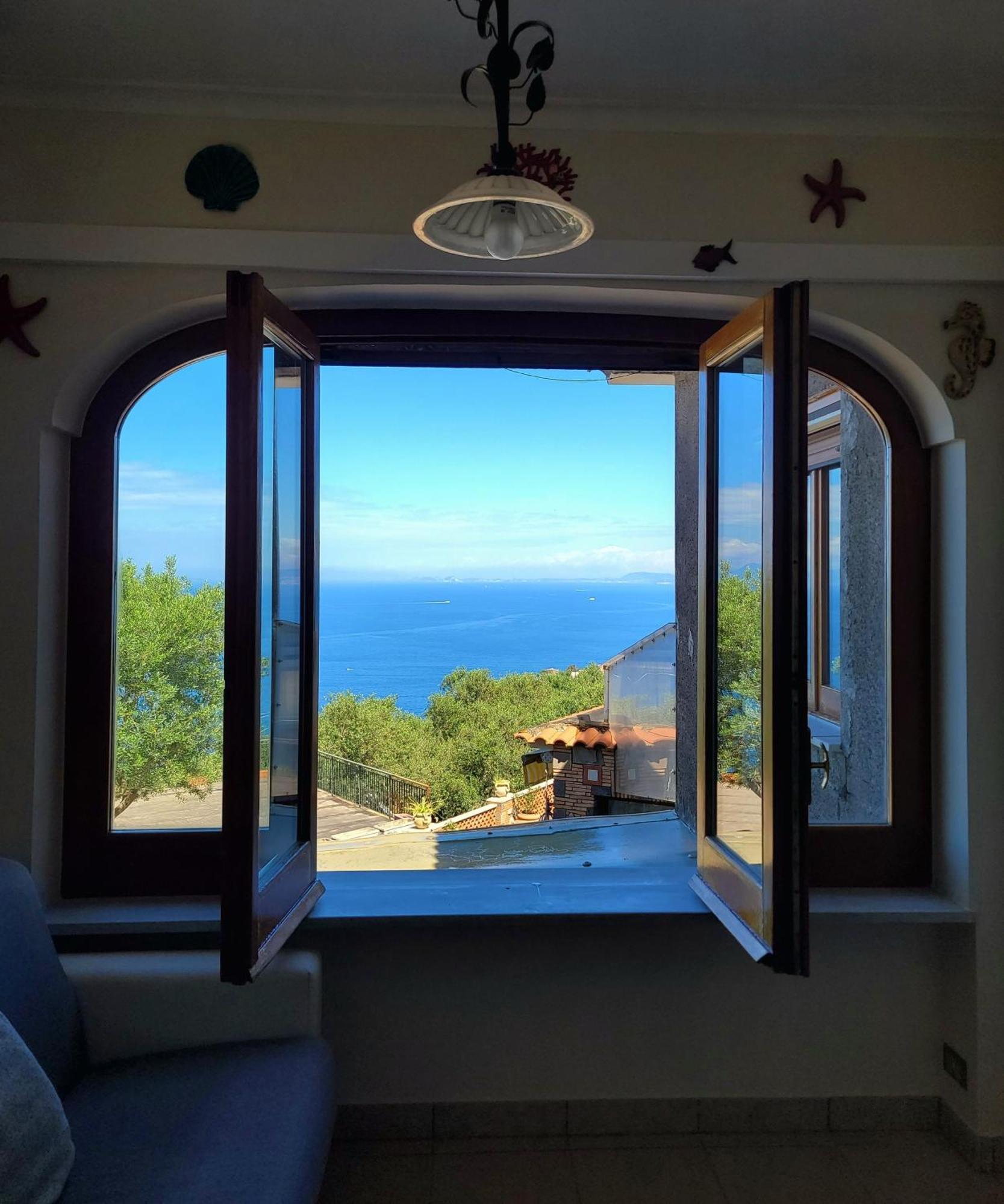 Sun & Relax, Relaxing Location With Seaview Villa Massa Lubrense Exterior photo